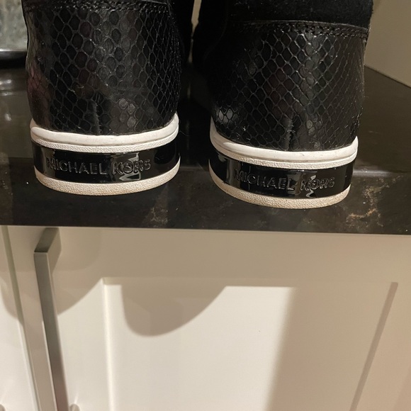 Michael Kors fancy hightops - Picture 4 of 9